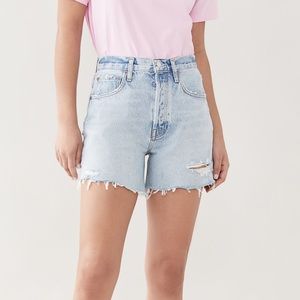 AGOLDE 
Riley High Rise Slim Leg Shorts size 27